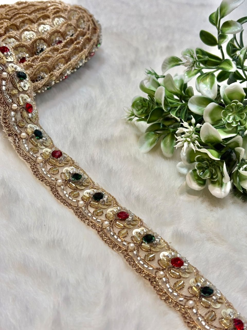 Stone laces